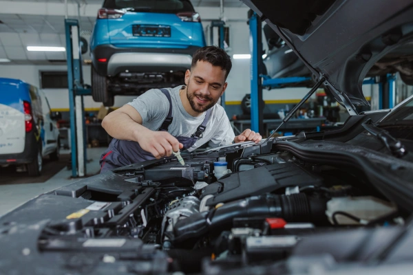 Automotive Industry Workwear Manufacturer